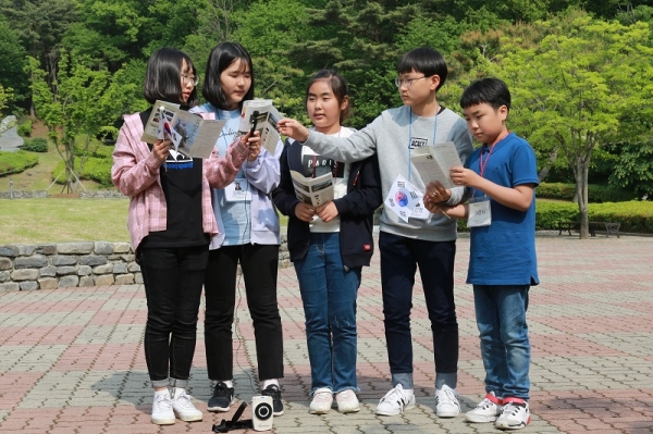 학생기자들은 만해 한용운 생가와 만해문학관을 둘러 보고, 조별로 시 '님의침묵'을 낭송하는 시간을 가졌다.